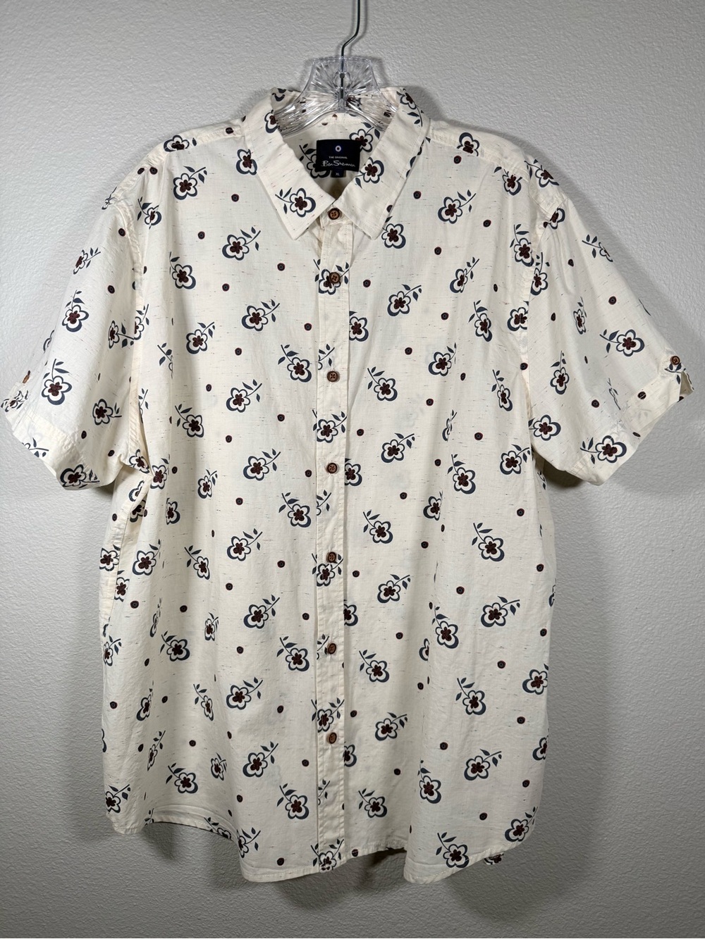 Ben Sherman Cream Short-Sleeve Floral Button-Down Shirt